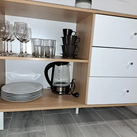 아파트 Apartamento La Zarzamora-patio Privado