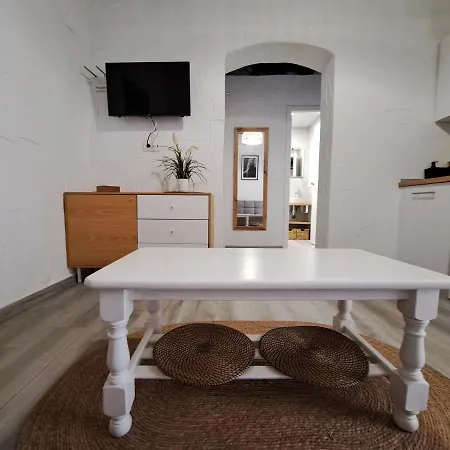 Apartamento La Zarzamora-patio Privado * Jerez de la Frontera